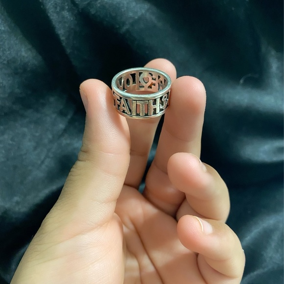 James Avery Faith, Hope, Love Ring. Size 7 - Picture 1 of 3